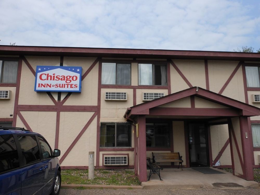 Super 8 By Wyndham Chisago City Exterior photo